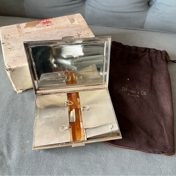 Vintage TIFFANY & CO. 925 Sterling Silver Makeup Kit 5.55x4.10x1.5” 580g - Picture 1 of 12